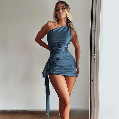 Sexy Off-the-shoulder Form-fitting Waist-cinching Sleeveless Dress