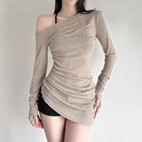 Asymmetric Niche Design Versatile Top