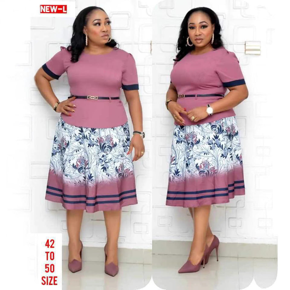 Fashionable Womens A-Line Dress With A Round Neck And Bold Print