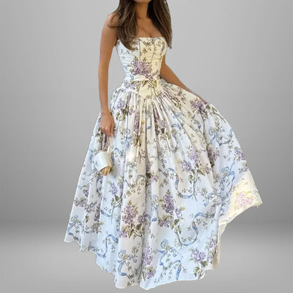 Elegant, Flowy Slip Dress With A Chic Print