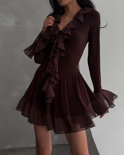 Elegant Solid-Color Short Dress With A Deep V-Neck Ruffled Hem And Patchwork Design