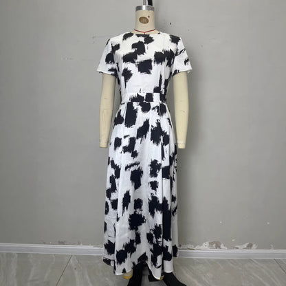 Modern Art-Style Black-and-White Abstract Print Dress