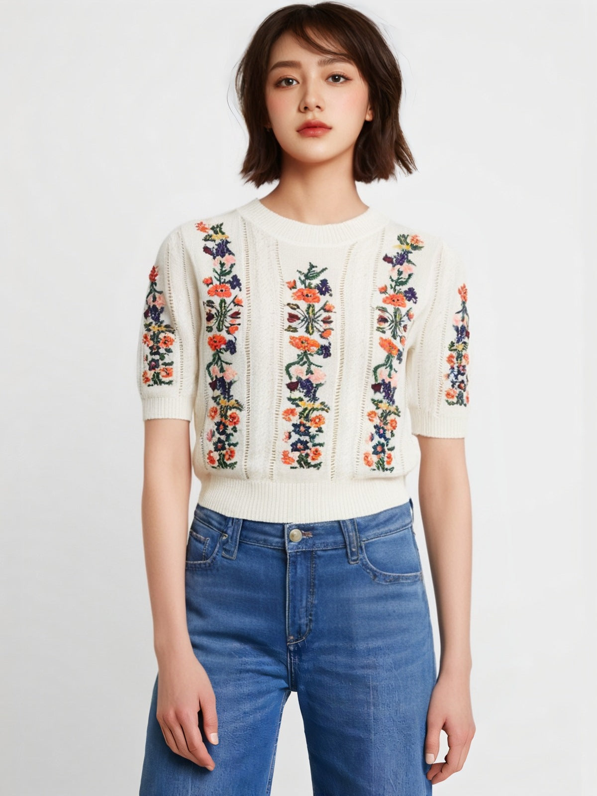 Exquisite Flowers Embroidered Knitted Top