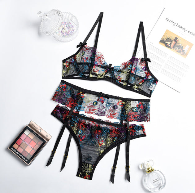 Embroidery Heavy Craft Floral Mesh Underwear Gathering Three-piece Set