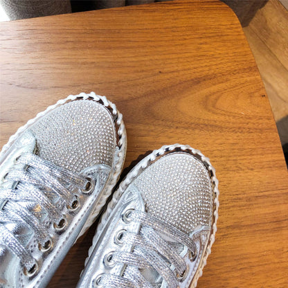 All-match sneakers