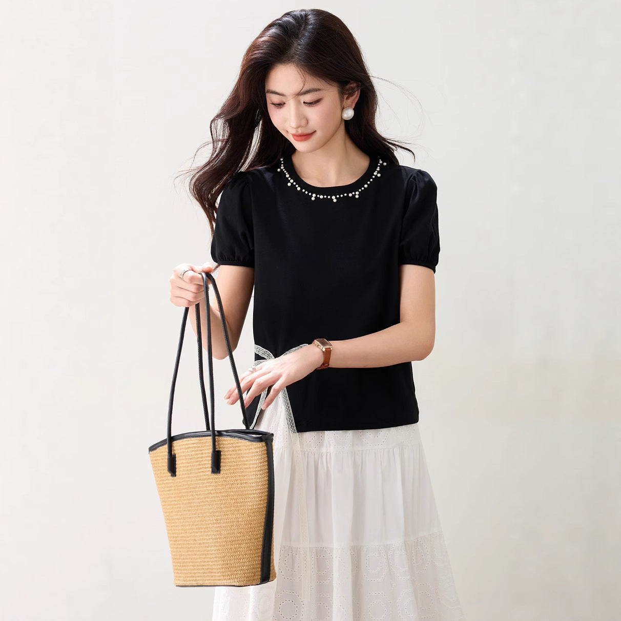 Round Neck Design Bow Beaded Short Top