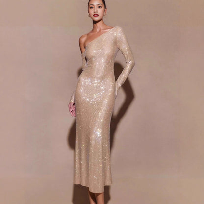 Irregular Off-shoulder Dress With A Romantic French Vibe