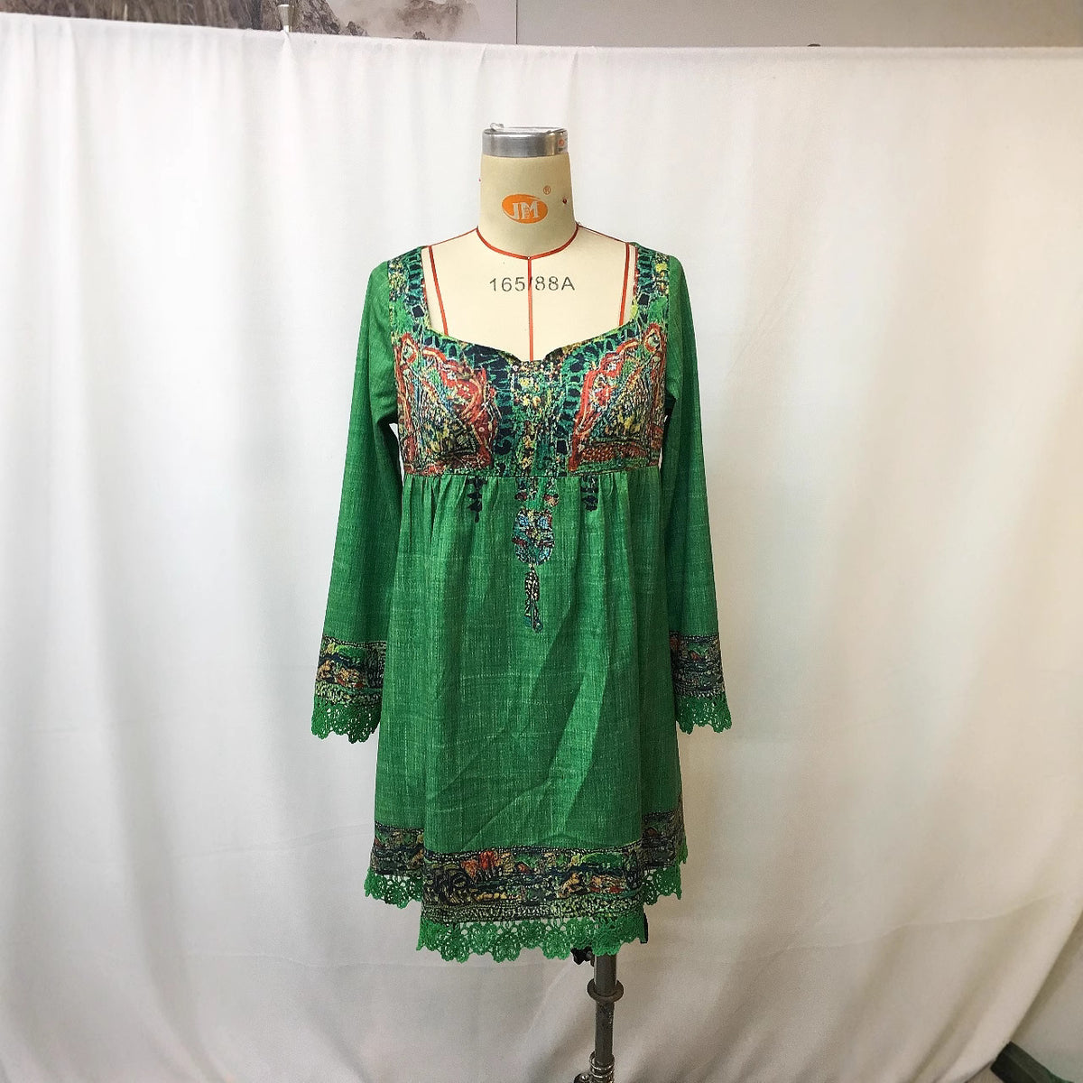 Womens Wave-Patterned V-Neck Button-Front Midi Dress With Long Sleeves For Spring And Autumn