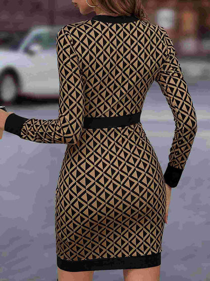 Women's Plaid Round Neck Long Sleeved Knitted Dress