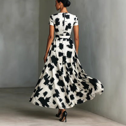Modern Art-Style Black-and-White Abstract Print Dress
