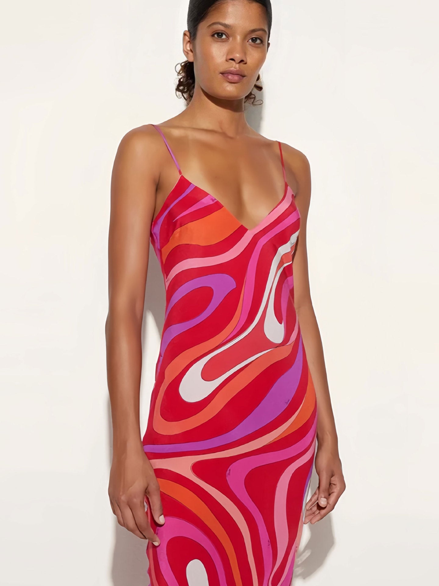 Resort Maxi Dress With Bold Contrasting Artistic Print
