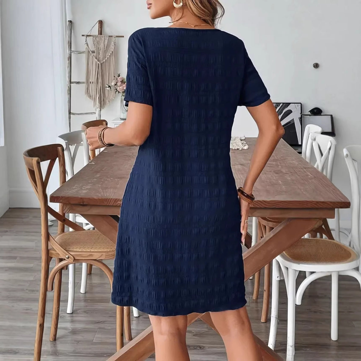 Fashionable Minimalist And Slim Fit Womens Dress