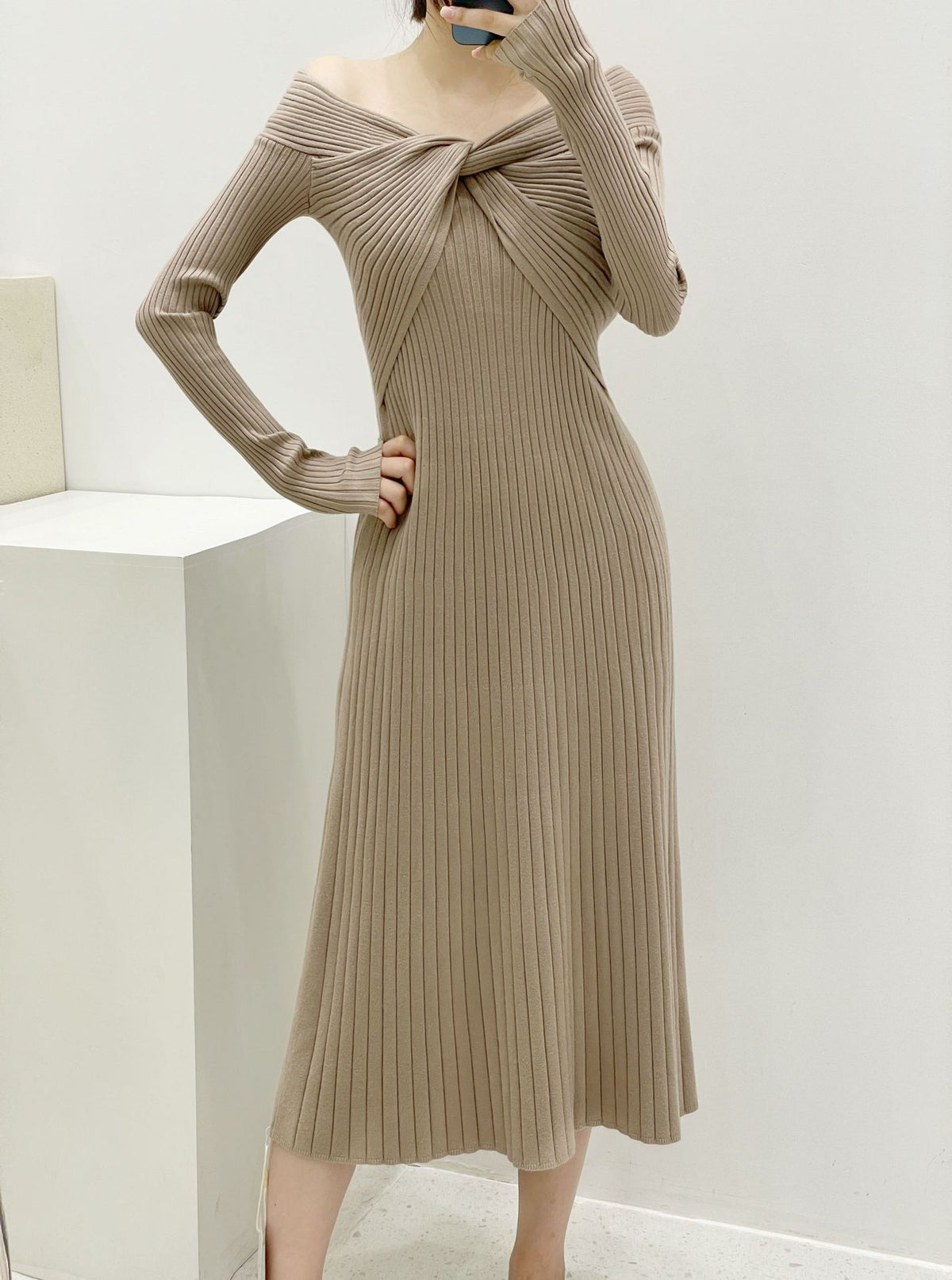 Word Cold-shoulder Elegant High-end Underwear Knitted Dress