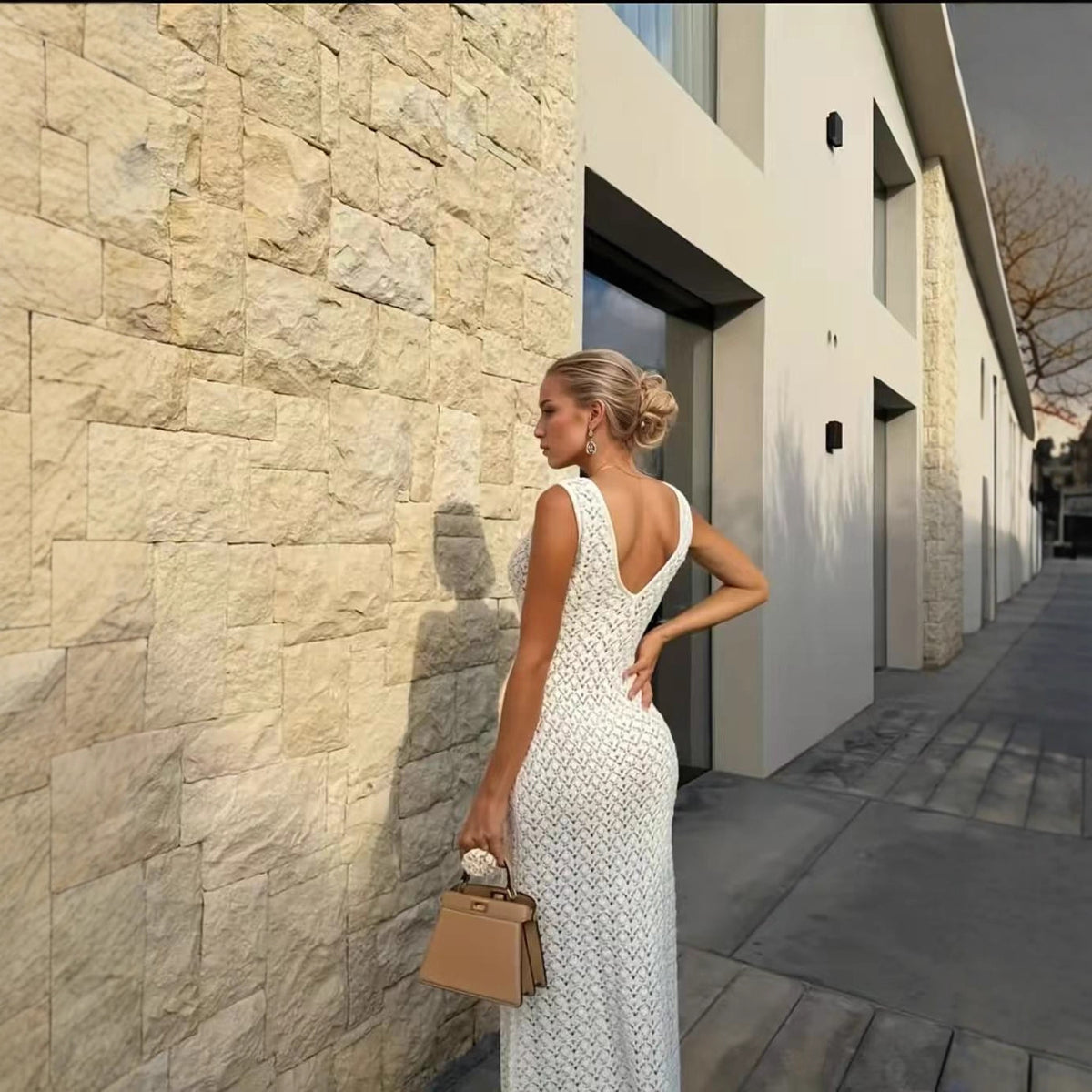 Fashionable Minimalist And Elegant Womens Dress