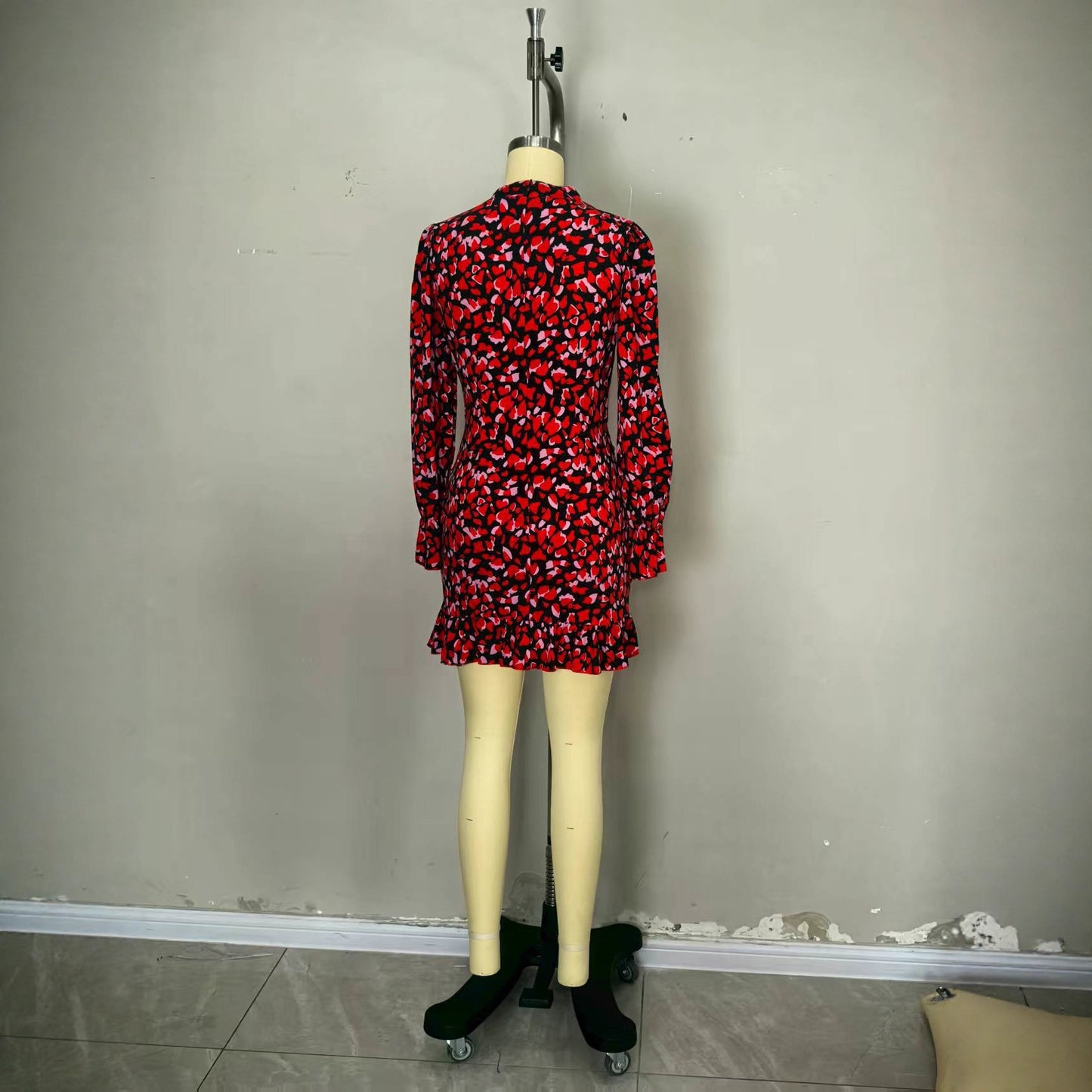 Stylish Elegant And Minimalist Womens Dress