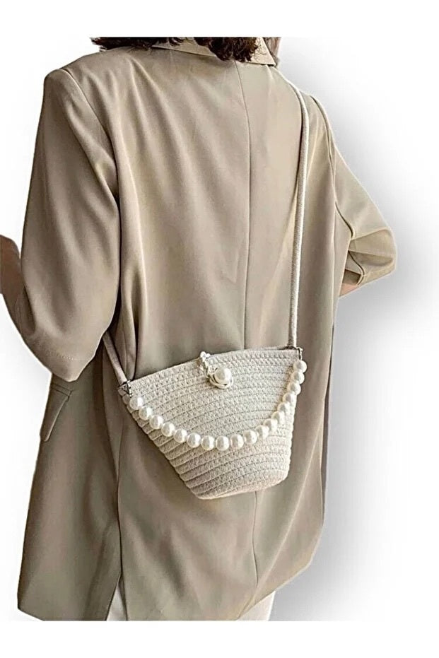 Women Pearl Design White Shoulder Bag