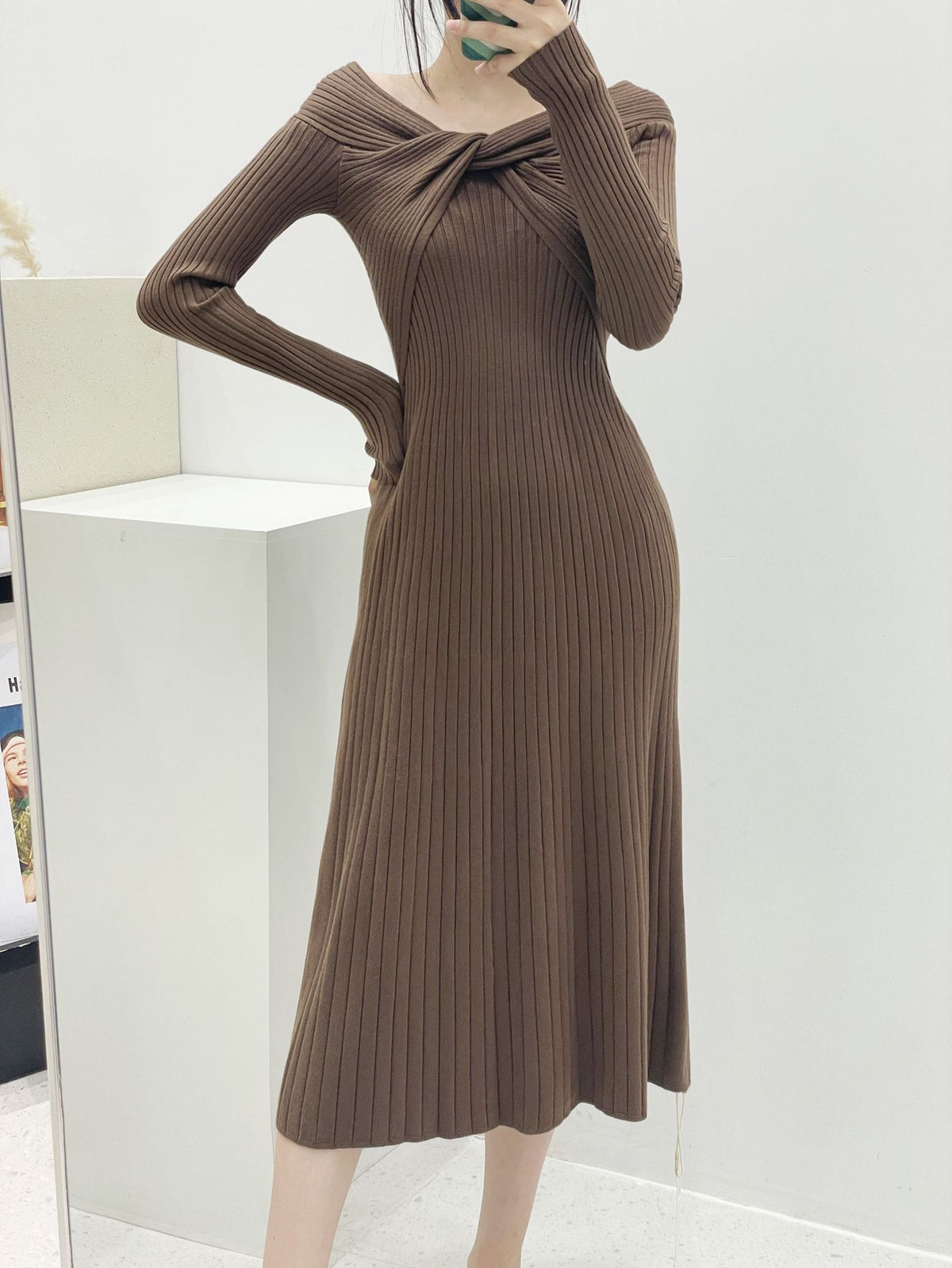 Word Cold-shoulder Elegant High-end Underwear Knitted Dress