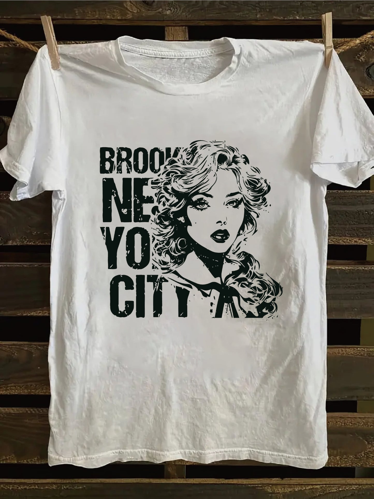 Women's Minimalist Printed Casual Round Neck Short Sleeved Shirt