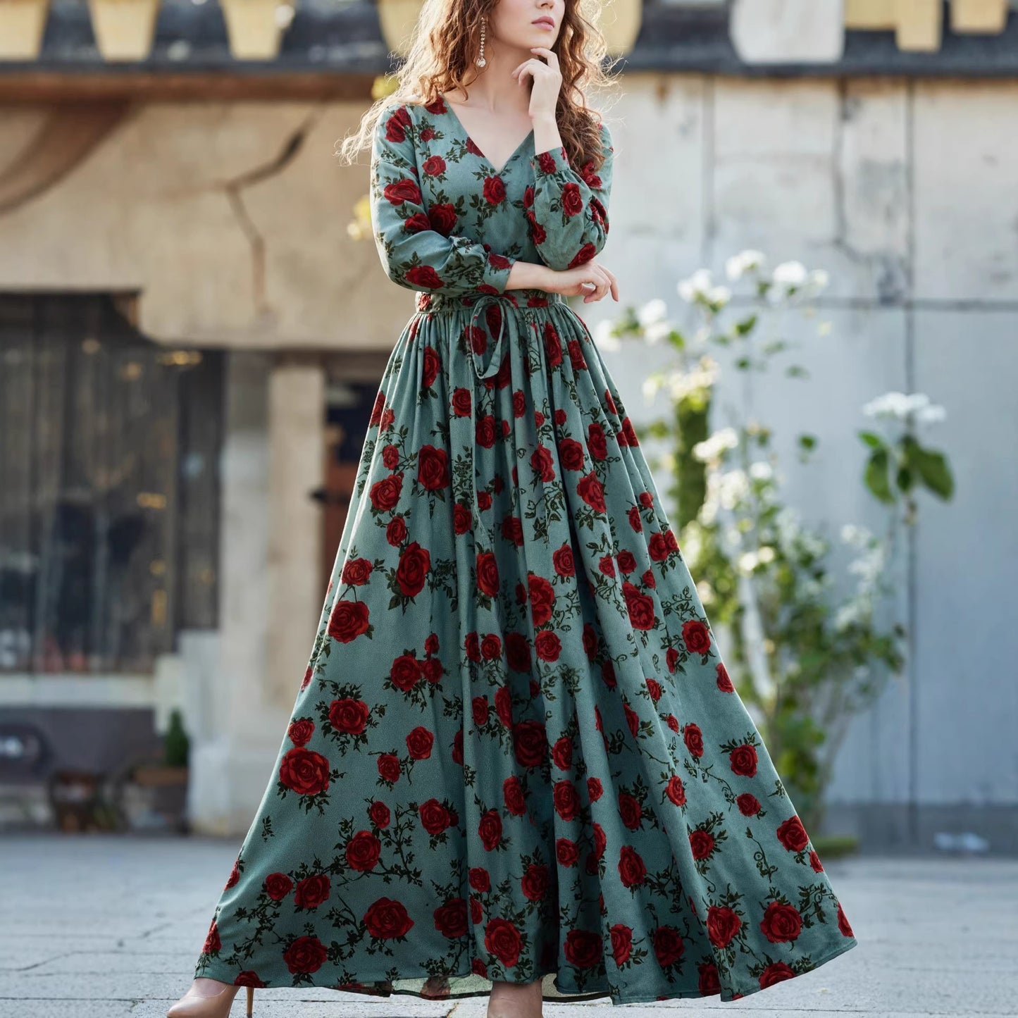 Retro Elegant Waist-Cinching Printed V-Neck Long-Sleeve Womens Dress