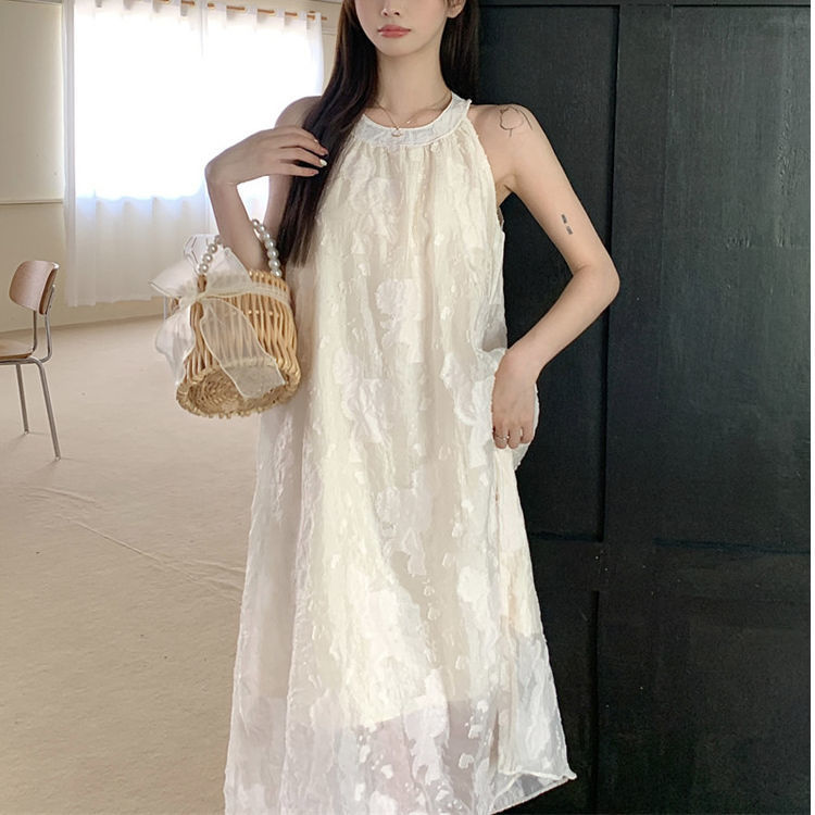 Sleeveless Halterneck Dress With Chiffon Lace Crochet And Off The Shoulder Design