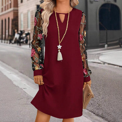 Women's Round Neck Lace Long Sleeve Dress